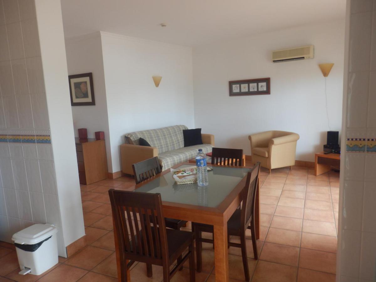 Bel Appartement Au Bord De La Mer De Porto De Mos Λάγος Εξωτερικό φωτογραφία