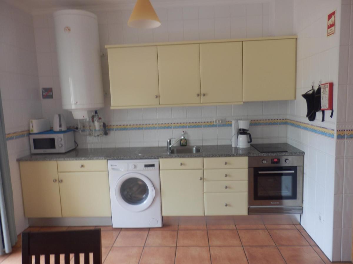 Bel Appartement Au Bord De La Mer De Porto De Mos Λάγος Εξωτερικό φωτογραφία