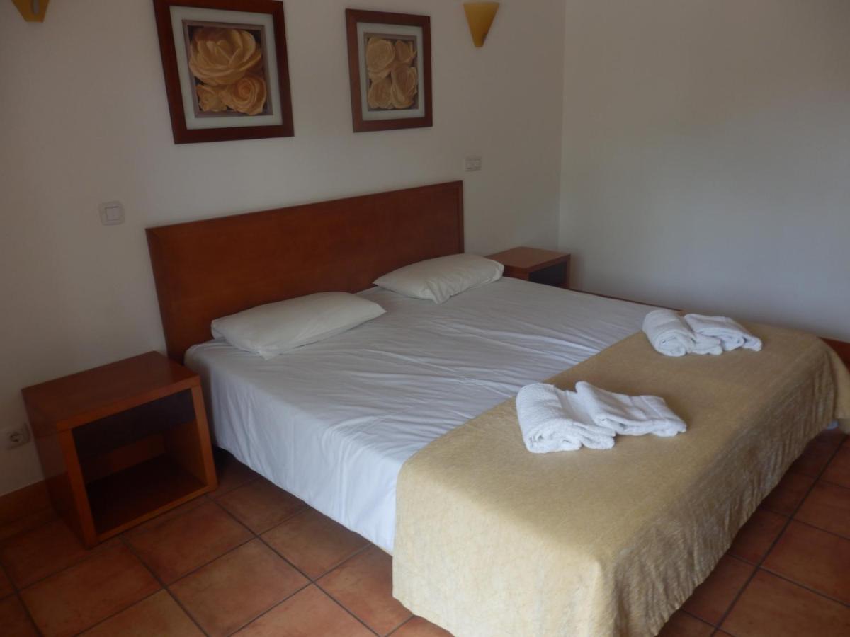 Bel Appartement Au Bord De La Mer De Porto De Mos Λάγος Εξωτερικό φωτογραφία